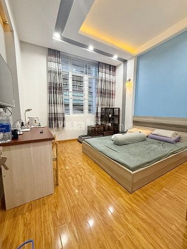 BÁN NHÀ 3/2 GIÁP Q5,Q10, HẺM Ô TÔ 5M, DT 53M2 NGANG 4M, 5 TẦNG. 