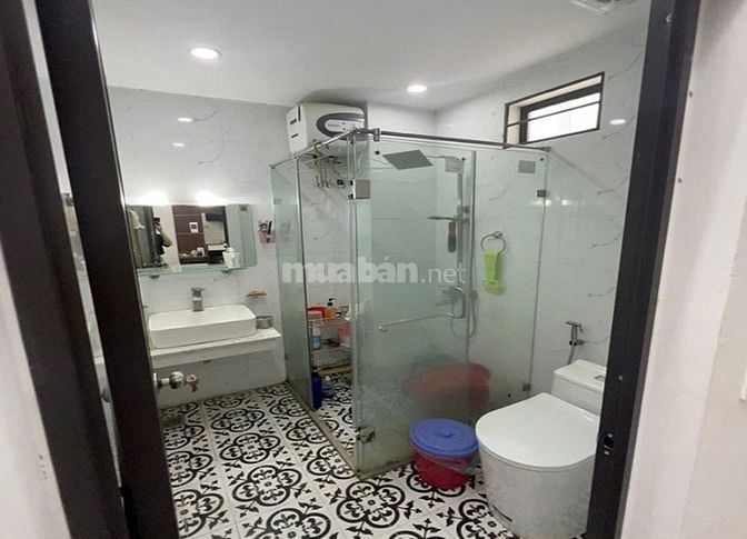 Bán nhà hẻm, ngõ đường Hoàng Mai 50m2, 5T gần CC Feliz Homes 6,4 tỷ