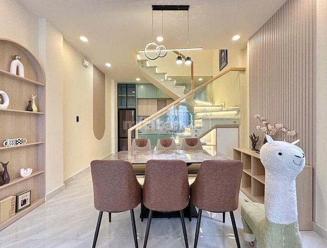 Nhà 3 lầu tuyệt đẹp CAO CẤP hẻm Thích Quảng Đức, P5, Q.Phú Nhuận.