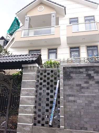 Bán nhà 2 mặt tiền đường 42 Bình Trưng Đông Quận 2 giá 22 tỷ