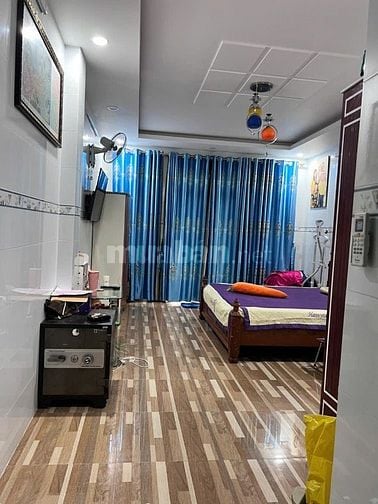 nhà bán mặt tiền chợ lê văn quới kinh doanh đa ngành nghề 