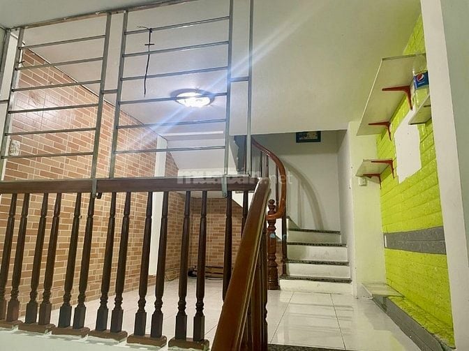  Cho thuê nhà riêng 4 tầng tại ngõ 27 Cát Linh, chính chủ, không trung