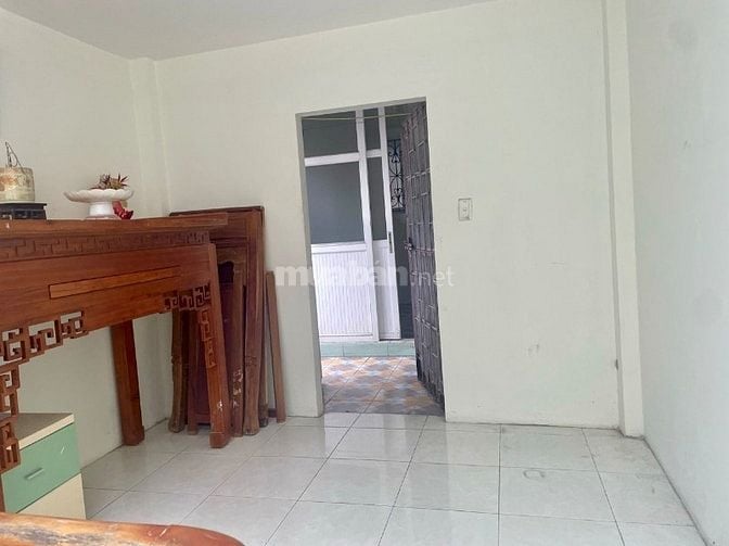  Cho thuê nhà riêng 4 tầng tại ngõ 27 Cát Linh, chính chủ, không trung
