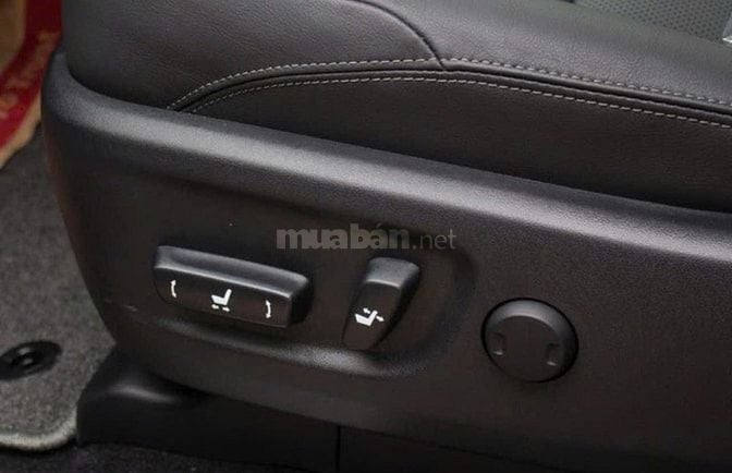Nghệ sĩ Bán rẻ TOYOTA LAND CRUISER PRADO 2019 bao ZIN AZ ĐỘ FULL 