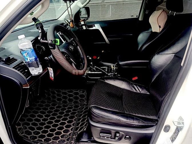 Nghệ sĩ Bán rẻ TOYOTA LAND CRUISER PRADO 2019 bao ZIN AZ ĐỘ FULL 