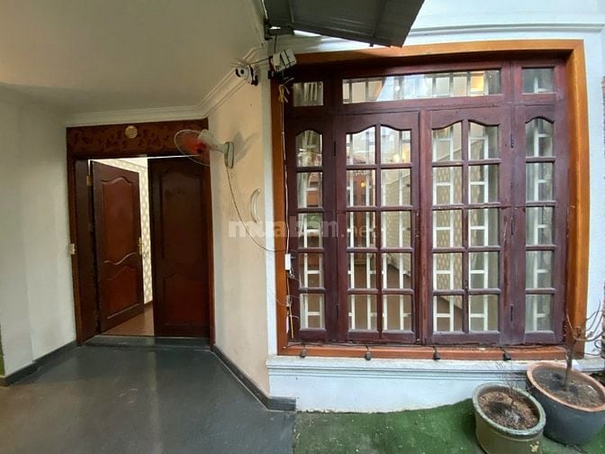 BÁN GẤP TÒA NHÀ 12X20M 1 TRỆT 2 LẦU – ĐƯỜNG 10M PHƯỜNG ĐHT Q12