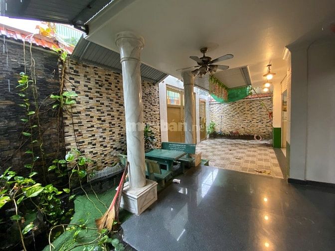 BÁN GẤP TÒA NHÀ 12X20M 1 TRỆT 2 LẦU – ĐƯỜNG 10M PHƯỜNG ĐHT Q12