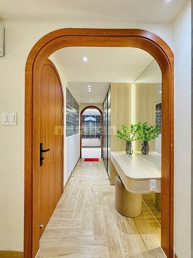 SIÊU PHẨM NGANG 5M,NHÀ MỚI FULL NỘI THẤT,NGAY NHÀ GA T3-METRO.QTB