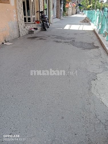BÁN NHÀ 5 tầng MẶT HỒ phố QUAN NHÂN DT 51m2, NGÕ 3m, GIÁ THƯƠNG LƯỢNG