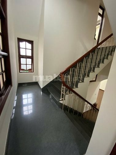 BÁN GẤP TÒA NHÀ 12X20M 1 TRỆT 2 LẦU – ĐƯỜNG 10M PHƯỜNG ĐHT Q12