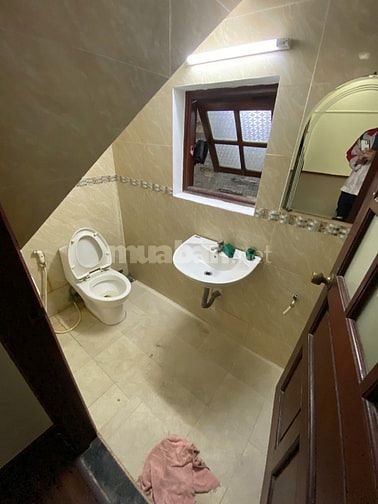 BÁN GẤP TÒA NHÀ 12X20M 1 TRỆT 2 LẦU – ĐƯỜNG 10M PHƯỜNG ĐHT Q12