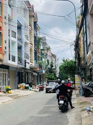 Chính chủ bán gấp nhà phố đường Nguyễn Hữu Cảnh,sát Ga Metro Văn Thánh