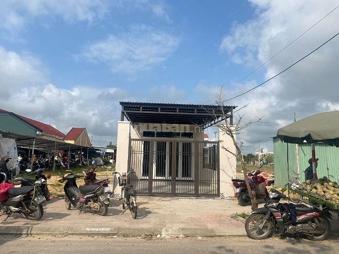 Khu phố chợ Lai Nghi: Bán lô đất 02 mặt tiền ngay trong khuôn viên chợ