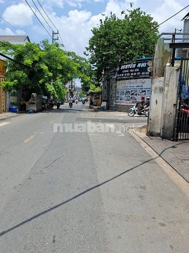 Bán nhà 2 mặt tiền đường 42 Bình Trưng Đông Quận 2 giá 22 tỷ