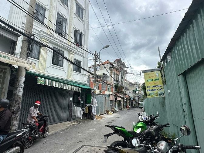 Đất hẻm xe hơi 364 Dương Quảng Hàm P5, DT 8x27m, GP hầm 6 tầng, 21 tỷ 