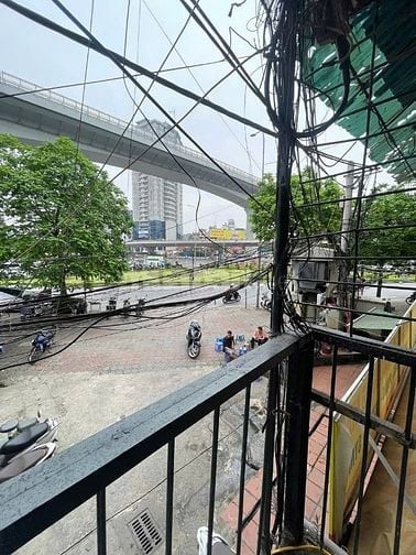 Tôi chủ nhà cần bán nhà TT tầng 2 41 Trường Chinh, Nhìn xuống mặt phố