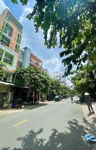 MẶT TIỀN NGAY CHỢ TÂN HƯƠNG - 3 TẦNG BTCT - KINH DOANH ĐA NGHÀNH 
