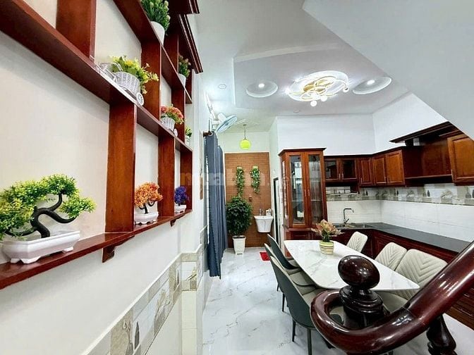BÁN NHÀ HIỆP THÀNH Q.12, 1 TRỆT 2 LẦU, GÓC 2 MẶT TIỀN, GIÁ 6 TỶ 5