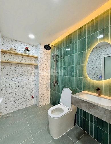 Nhà nở hậu đường Hồ Biểu Chánh, Phú Nhuận. Giao Huỳnh Văn Bánh