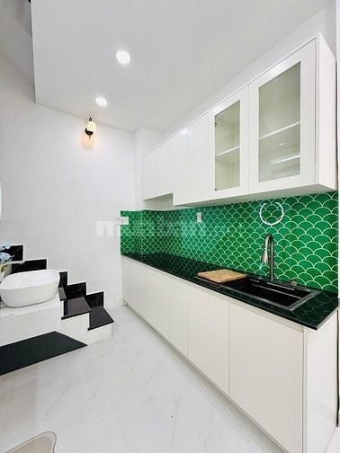 CHÍNH CHỦ BÁN NHÀ NHỎ XINH GÒ VẤP 2LẦU GẦN SÂN BAY FULL NỘI THẤT