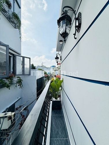 CHÍNH CHỦ BÁN NHÀ NHỎ XINH GÒ VẤP 2LẦU GẦN SÂN BAY FULL NỘI THẤT