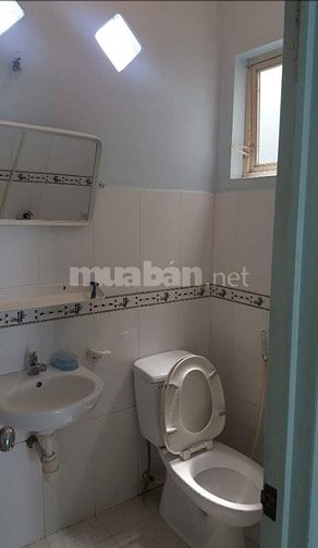 PHÒNG MÁY LẠNH CHO SINH VIÊN, GIẢNG VIÊN THUÊ 