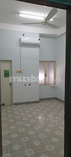 PHÒNG MÁY LẠNH CHO SINH VIÊN, GIẢNG VIÊN THUÊ 