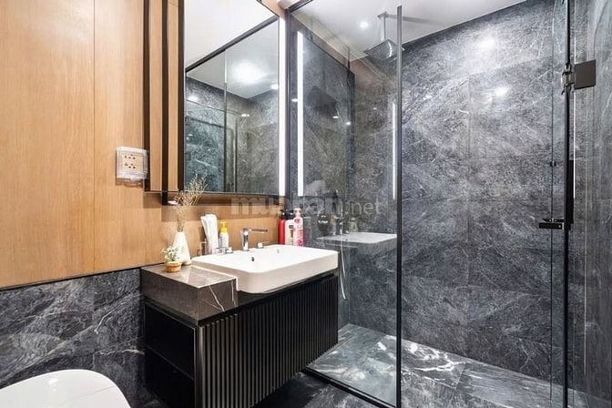 2PN/1 tỷ 900 Phạm Văn Đồng -nội thất cao cấp, Nhà sẵn, khu an ninh tốt