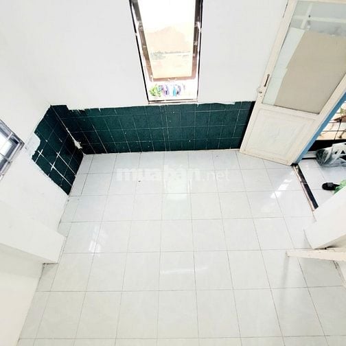 Phòng đẹp có Gác Lửng, Máy Lạnh - 26/42 Tân Sơn Nhì, Q.Tân Phú 