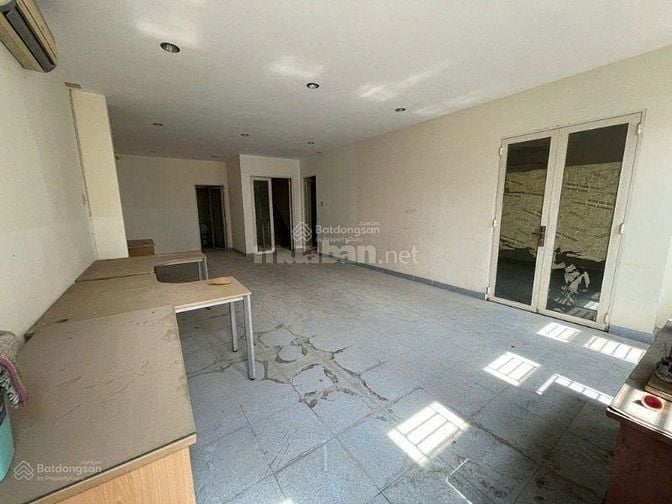 CUỐN HÚT ! NHÀ MT ĐƯỜNG SÔ 32 P10 Q6 (8X16) TRỆT 2 LẦU. GIÁ CHỈ 23 TỶ 