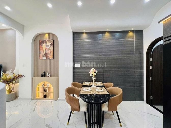 Chốt ngay căn nhà 49.5m2 ngay Trương Thị Hoa, Q12. Giá: 2 Tỷ 490, SHR