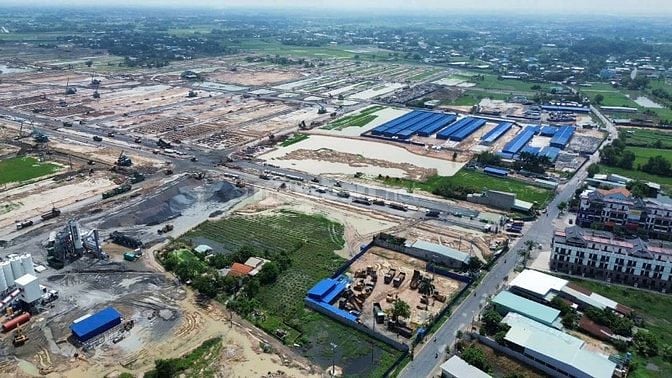 Đầu Tư F0 - Cách Cổng Vimhomnes Chỉ 200m - Sinh Lời Từng Ngày