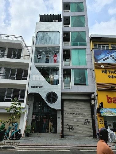 MT 2xx Trần Quang Khải, Quận 1. DT 4,2×15m, 5 tầng, giá bán 28 tỷ