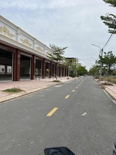 Đất nền Long An ngay Vành Đai 4, gần Siêu Đô Thị Waterpoint, SHR