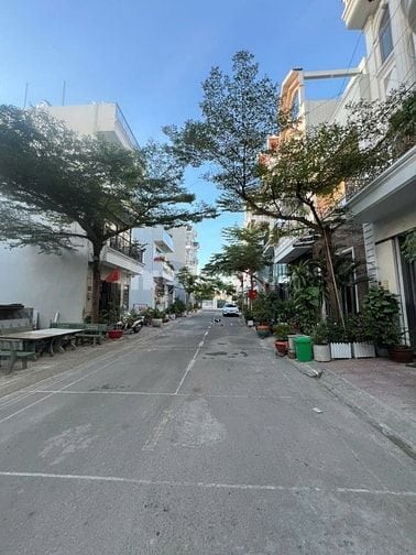 Bán Nhà Phố  (  Đẹp Thiết Kế Đẹp ) Thạnh Xuân. Q.12