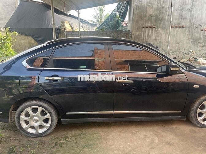Nissan BlueBird 2009 - 77000 km