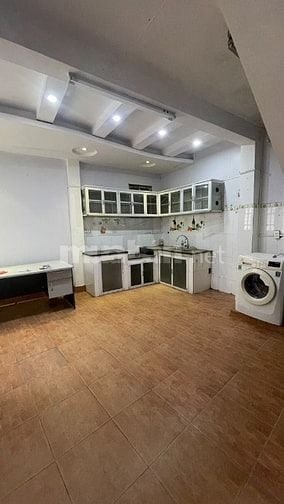 Chính chủ cho thuê nhà 4 tầng 113A ngõ 47 đường Văn Cao, Ba Đình, HN