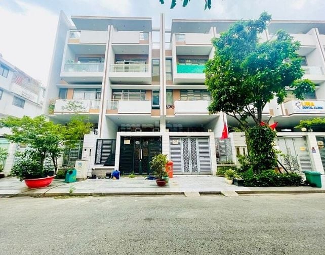 Cón 22 căn thanh lý trong KĐT Vạn Phúc, Thủ Đức. DT 100m2 - Giá 11 tỷ