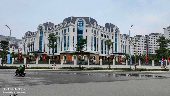 Nhà Đẹp Văn Phòng Dịch Vọng Hậu, Cầu Giấy 186m, 8 tầng, mt 15m, 150 tỷ