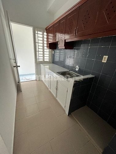 Bán căn hộ Thạnh Mỹ Lợi, lầu 2 thang bộ