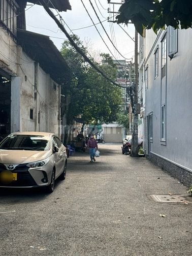 Bán nhà 5 tầng, hẻm 6m, Nguyễn Văn Đậu Bình Thạnh 50m2(4.2x11m) 5PN