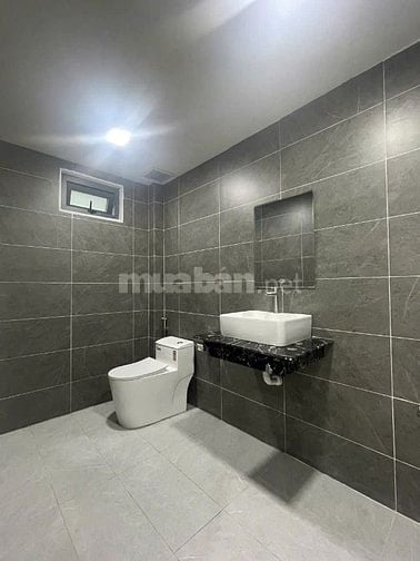 Cho thuê nhà 21/3A Võ Văn Tần, Phường 5, Quận 3 - Hẻm xe hơi 