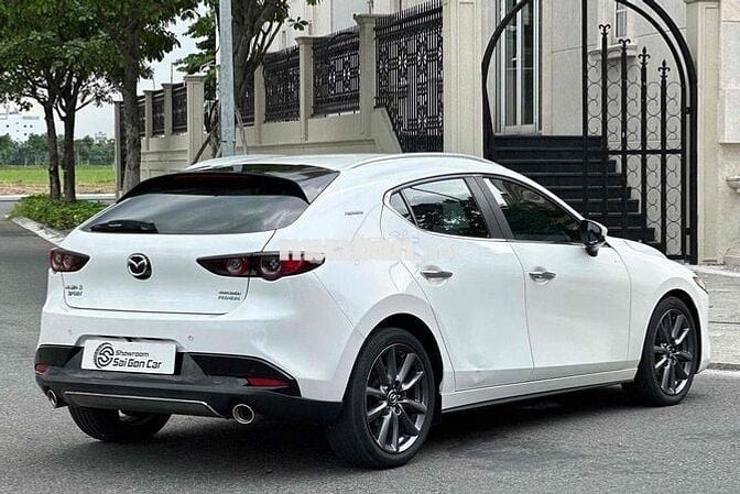 Mazda 3 2020 Sport 1.5L Premium - 60000 km