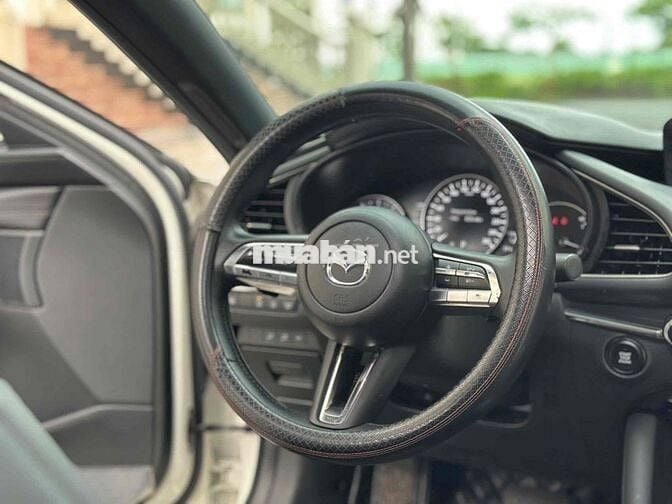 Mazda 3 2020 Sport 1.5L Premium - 60000 km