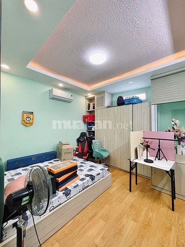 Bán nhà 5 tầng, hẻm 6m, Nguyễn Văn Đậu Bình Thạnh 50m2(4.2x11m) 5PN