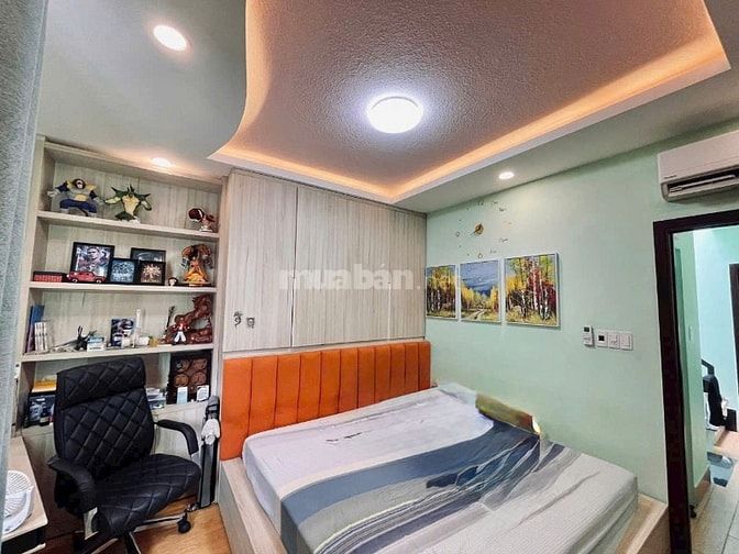 Bán nhà 5 tầng, hẻm 6m, Nguyễn Văn Đậu Bình Thạnh 50m2(4.2x11m) 5PN