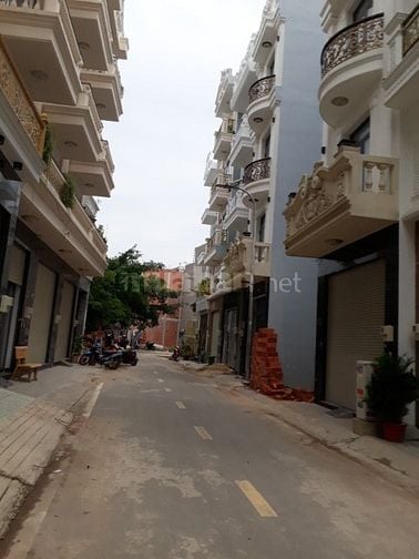 Cần tiền bán nhà gấp 85/112/22 bình thành (4×15) giá 
