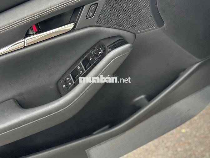 Mazda 3 2020 Sport 1.5L Premium - 60000 km