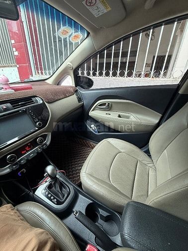 Bán Xe KIA Rio nhập khẩu Hackback
