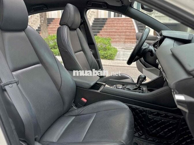 Mazda 3 2020 Sport 1.5L Premium - 60000 km